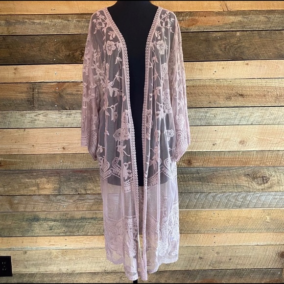 Blush Pink Kimono by She+SkySize M/L|Sheer Lace Floral Pattern - Picture 2 of 7